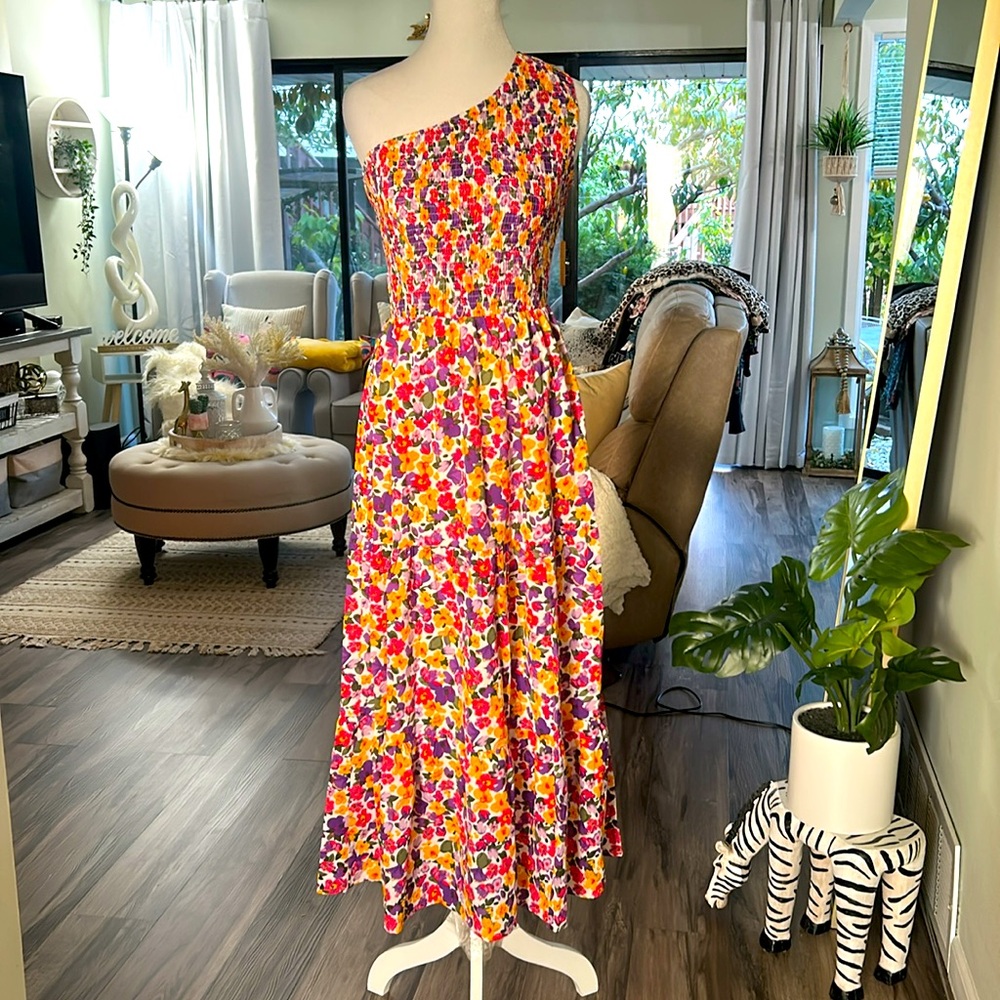 Floral One-Shoulder Maxi Dress